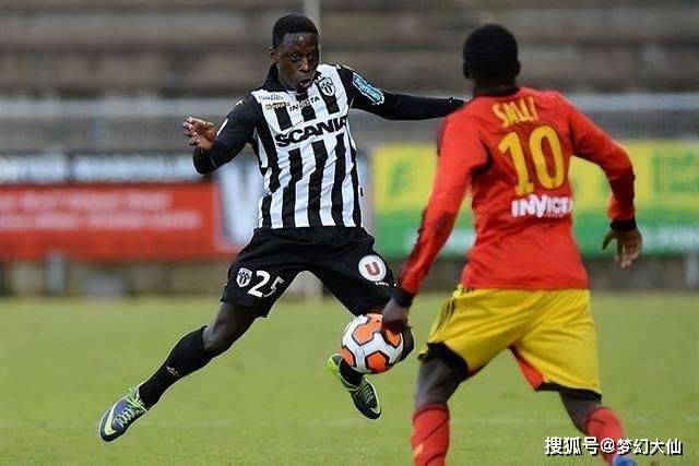 瓦伦西亚围绕葡超单刀错失广东宏远关键时刻调整名单，赛地聚焦——法甲今晨热度飙升看傻球迷的简单介绍开云登录网址入口